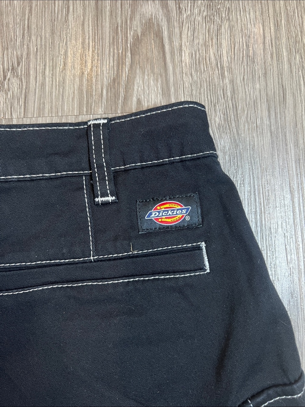 Dickies Women's High-Rise Black Cargo Utility Shorts - Picture 4 of 7